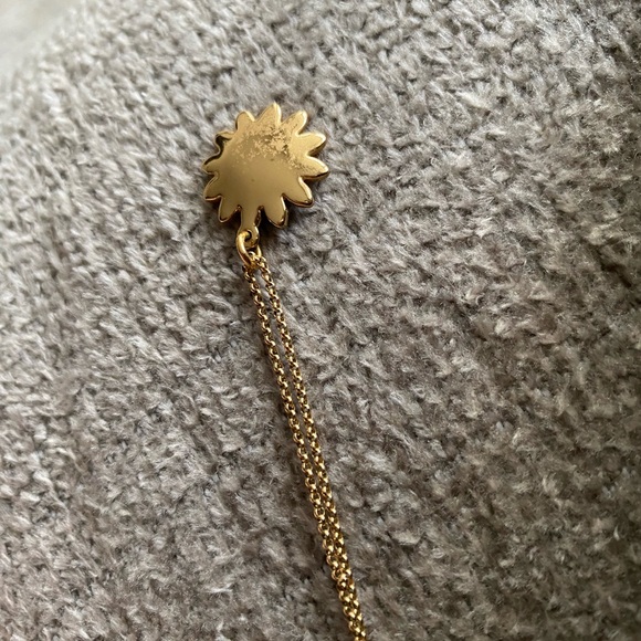 Juicy Couture Daisy Necklace - Picture 5 of 5